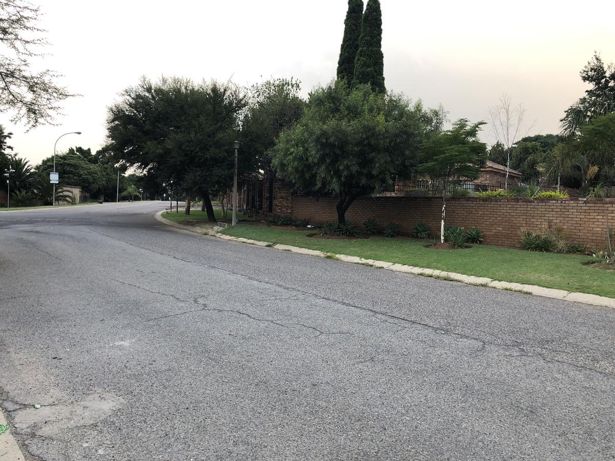 Sunrise Boutique Hotel Witbank Esterno foto